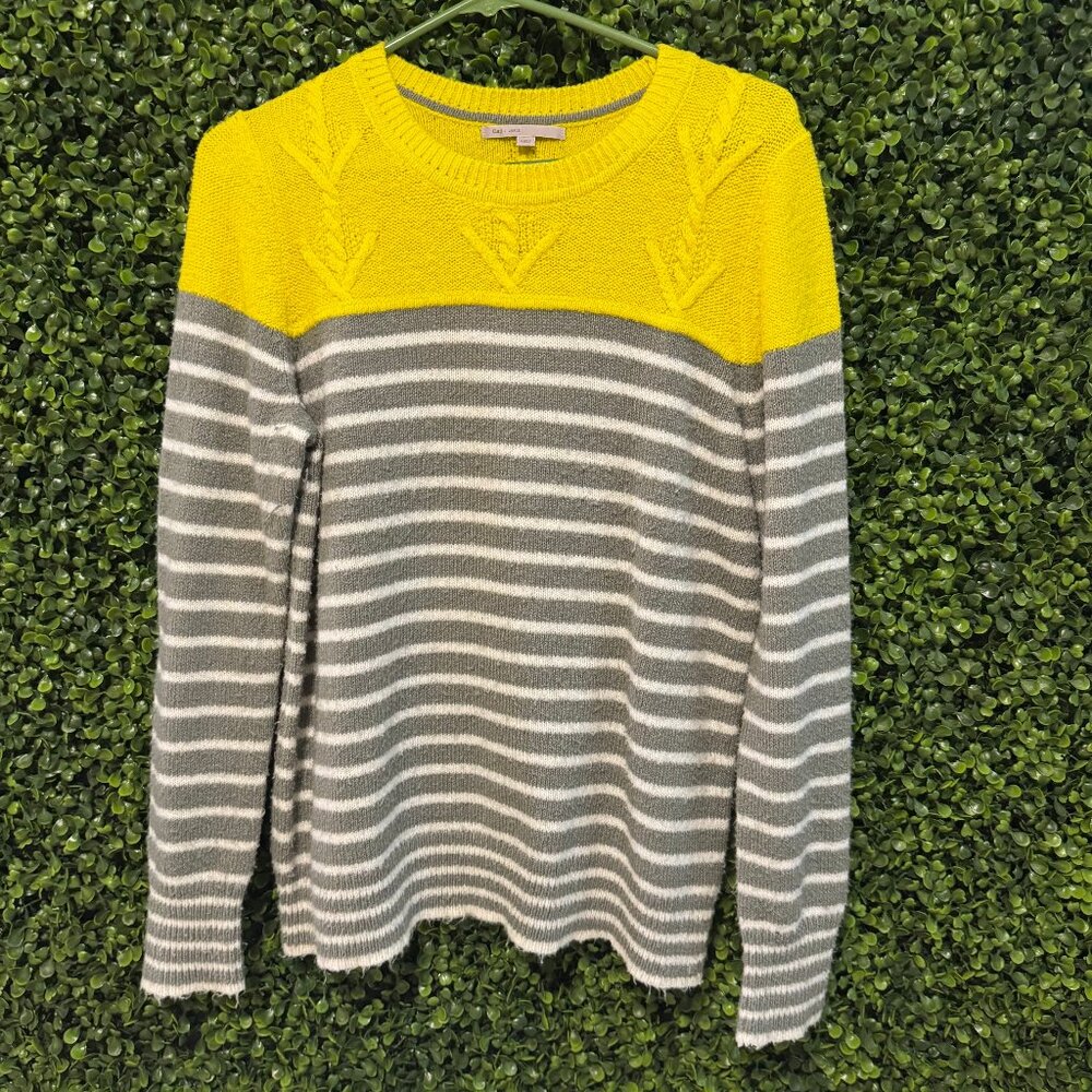 Gray and yellow sweat